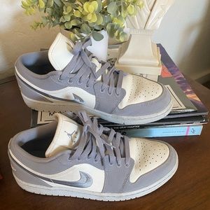 Womens Jordan Air 1 Low Wolf Gray